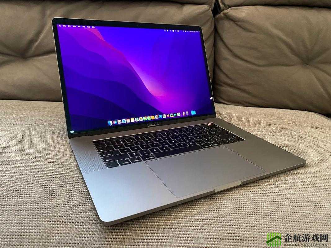 18 岁的 MacBook Pro 助力青春梦想